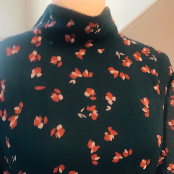 DKNY-DONNA KAREN Dress Handkerchief Hem High Neck Belted Green Floral Sz 16 - Picture 6 of 13